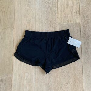 Athleta mesh racer shorts NWT
